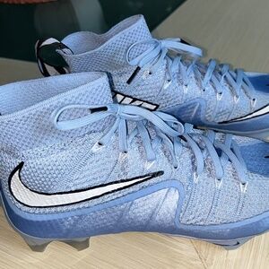 Nike Vapor Edge 360 Untouchable Mid Men's Cleats